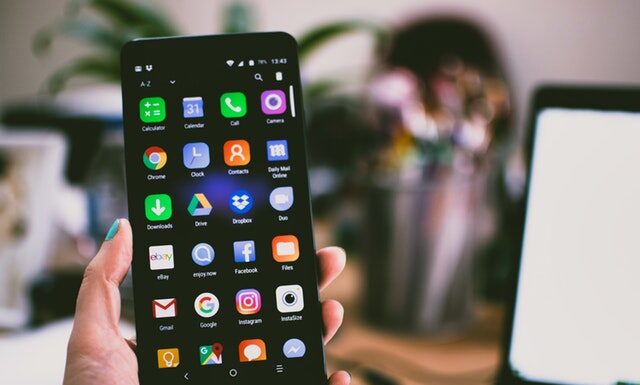 Jak płacić telefonem?