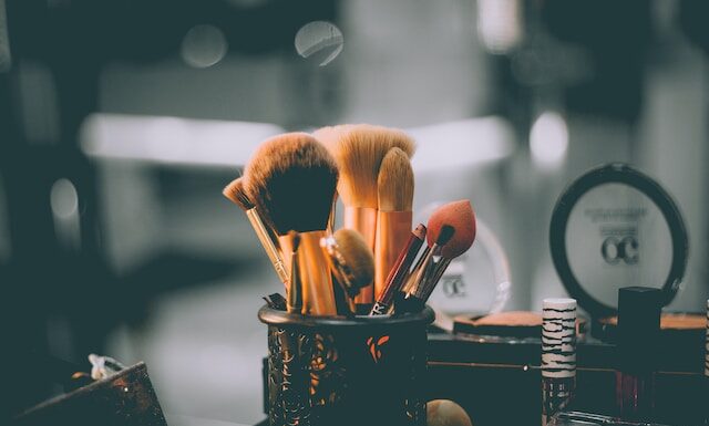 Jak wybrać odpowiedni podkład matujący dla swojego typu skóry?