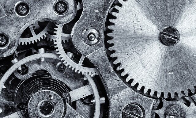 Jak naprawić zamek z którego wypadł suwak?