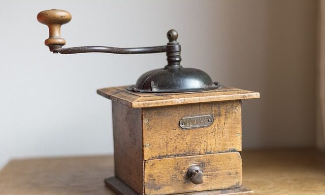 Co najbardziej niszczy lakier samochodowy?