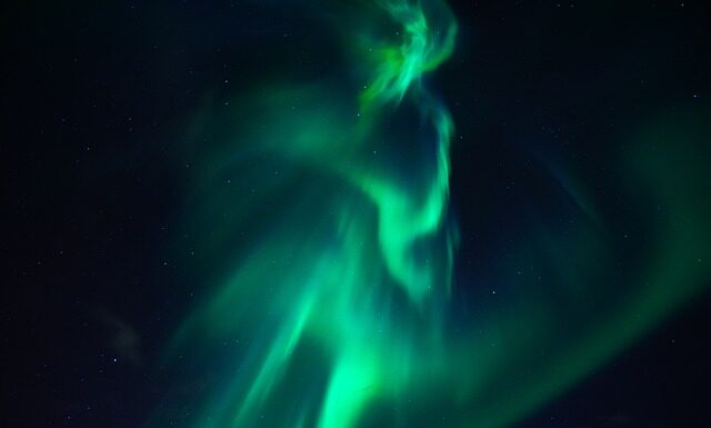 Co dodać do ziemi żeby była przepuszczalna?