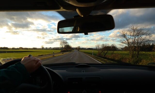 Gdzie znajduje się sterownik centralnego zamka peugeot 307?